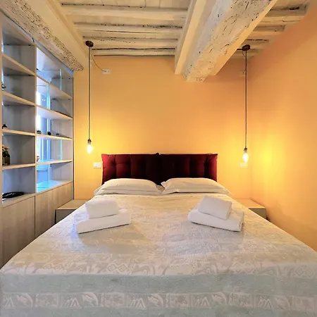 Casa Dany-at The Beginning Of The Main Street Apartment Siena