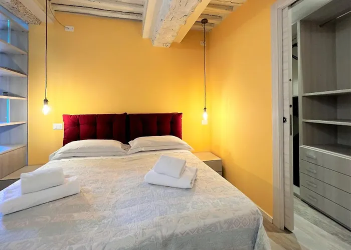 Casa Dany-at The Beginning Of The Main Street Apartment Siena